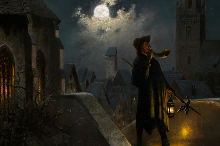 Gemälde eines Nachtwächters, der durch die Gassen einer mittelalterlichen Stadt läuft. Erträgt Laterne und Spieß und bläst in ein Horn. Der Mond bescheint die Szene.